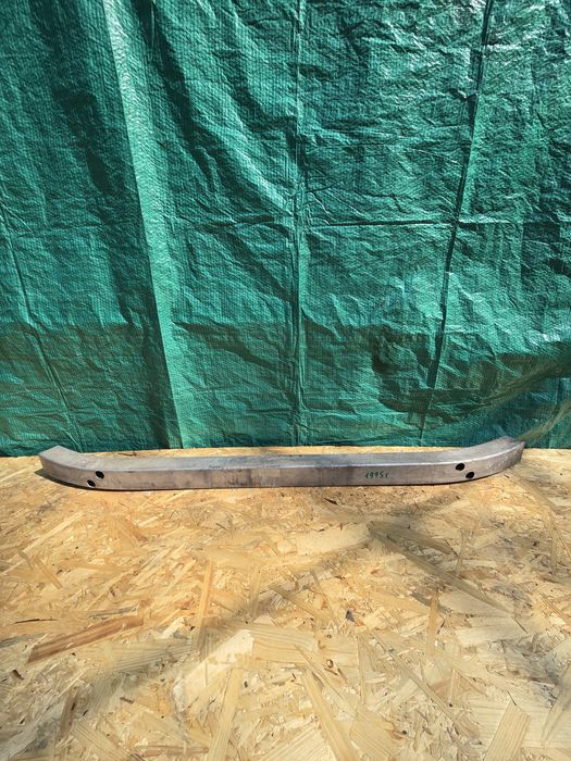 Усилитель бампера передний Тойота Марк 2 90 Mark II  дверь ручка замок