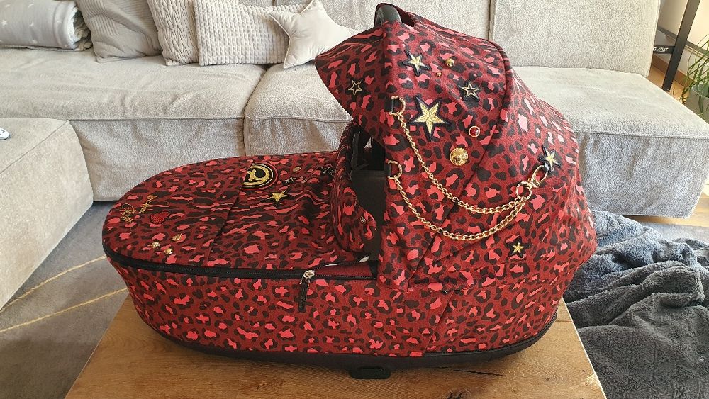 Кош за новородено Cybex Priam 4 /e-PRIAM Lux Rockstar