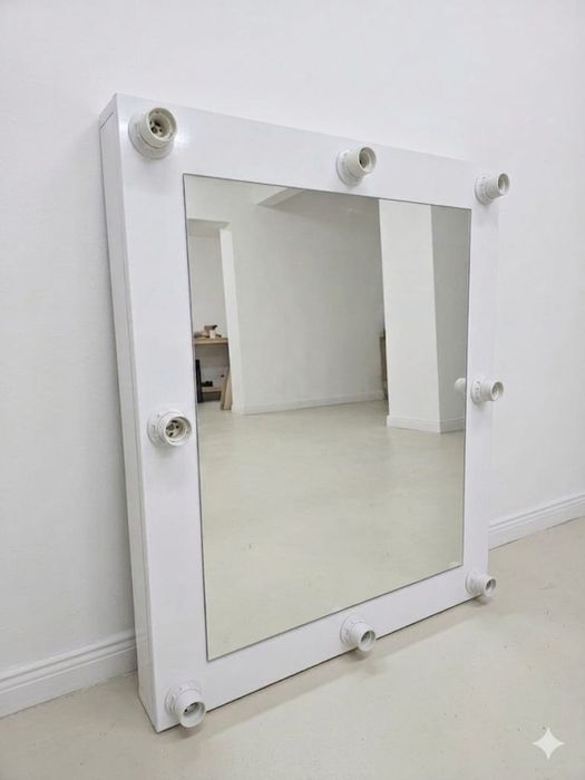 Продам зеркало для макияжа