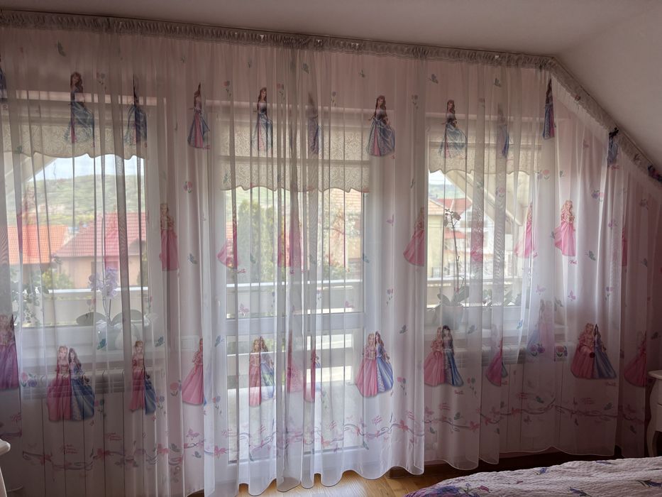 Perdele cu prințese
