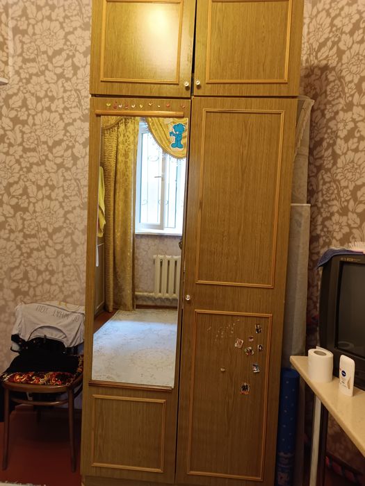 Шкафы с зеркалом