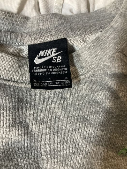 Блузи NiKE размер 160-170см  12-13 godini