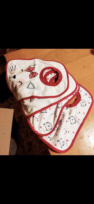 Bavete babetici pt bebe