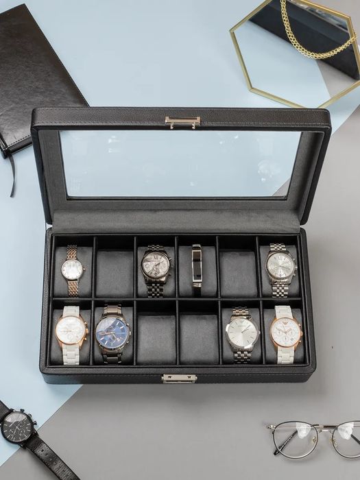 Шкатулка для часов и украшение