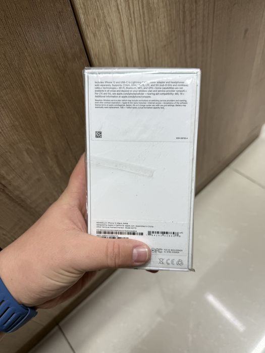 Айфон новый 12 64гб