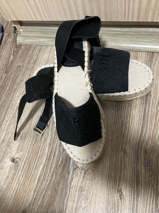 Дамски еспадрили