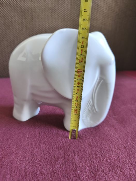 Decoratiune ceramica elefant