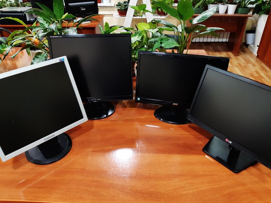 LCD Монитор экран 17' 19' 20 дюйм LG