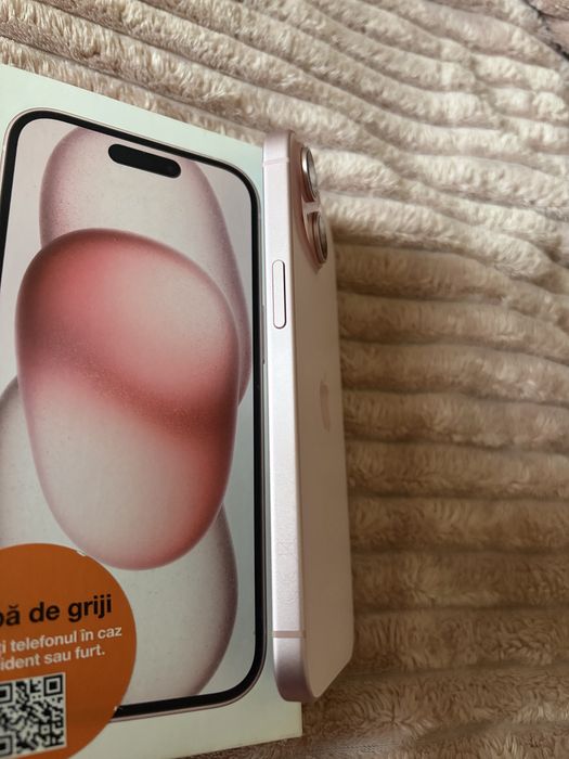 iphone 15 pink (roz) 128 GB