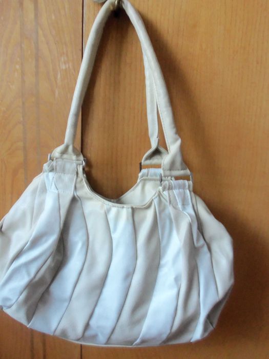 Дамска кожена чанта