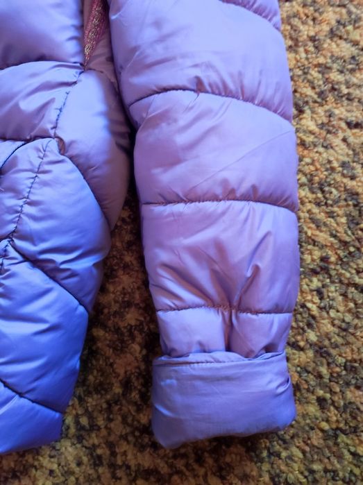 Зимно яке ,пепел от рози.