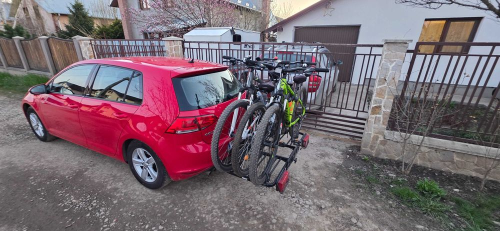 Suport pentru 3  biciclete cu prindere pe carligul auto - Thule EuroClasic 914