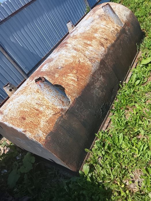 Продам баки под воду или зерно