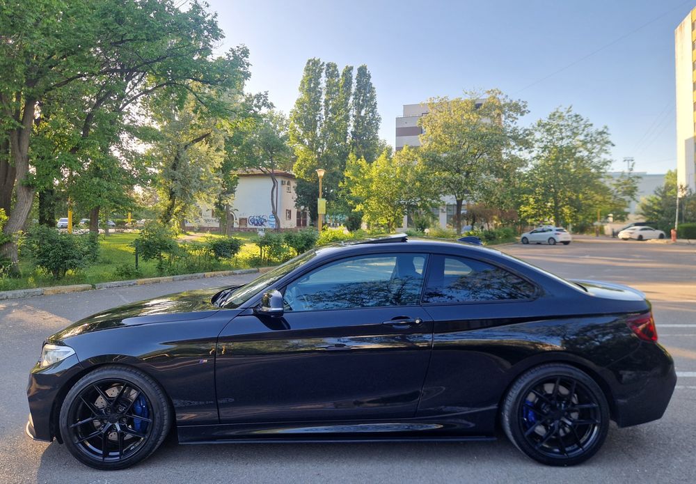 BMW M235i an 2015
