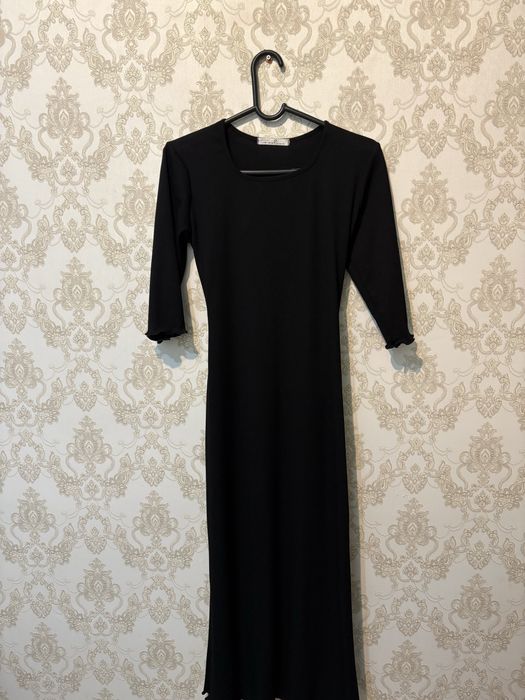 Черный платья лапша