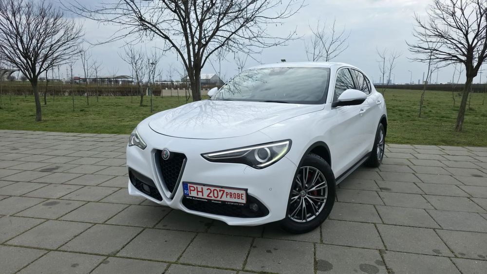 Alfa Romeo Stelvio 2.2 Euro6, 4x4, Automata, Faruri Led  Navigatie colo, Android/Applecar