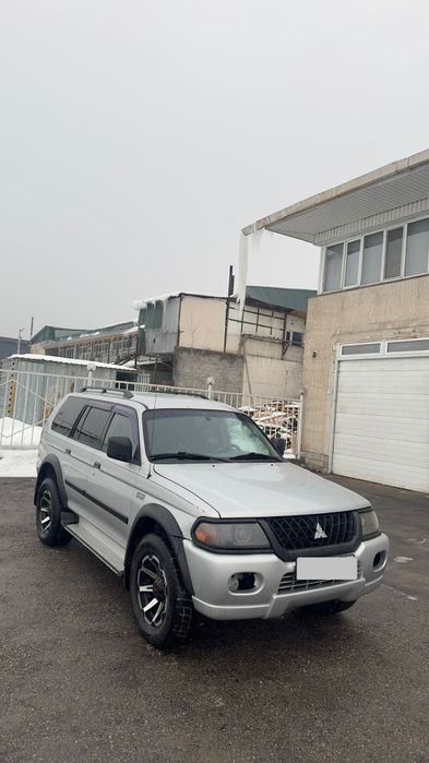 Продам Машину 2003год