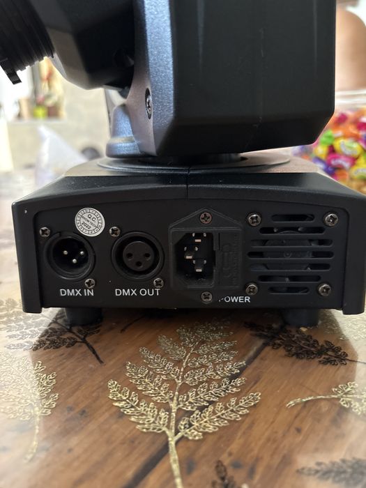 proiector cu cap mobil mini LED (Moving Head Spot/Beam) de 30W