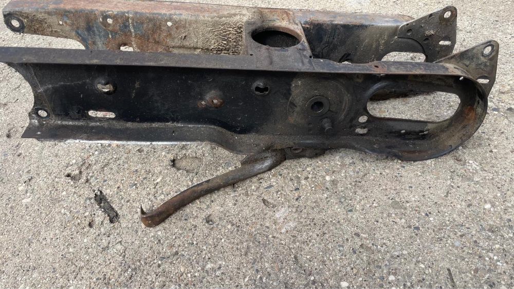 Piaggio Boss -cadru- bascula- roti