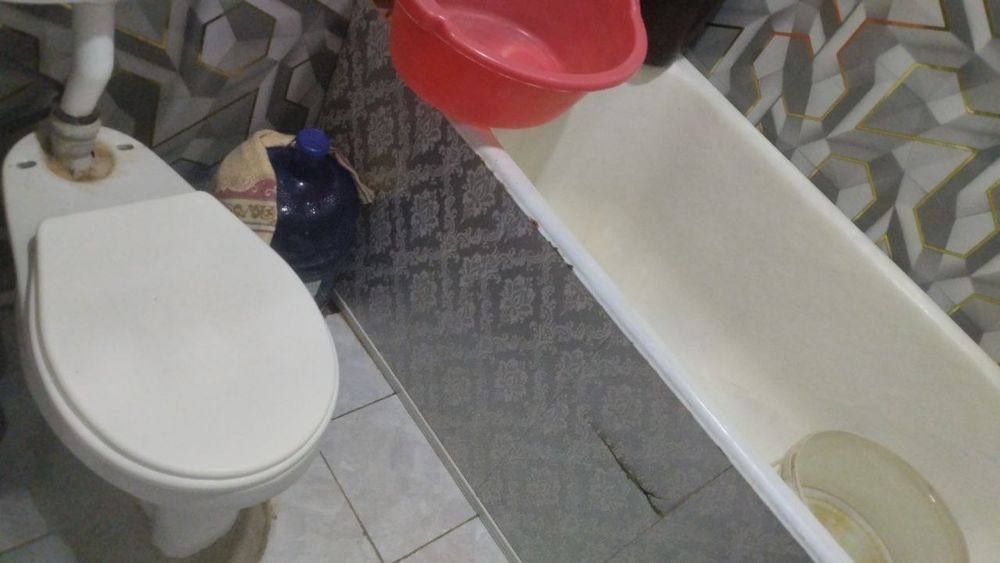 Ховли сотилади срочна