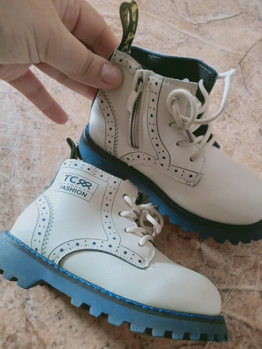 Детская обувь на мальчика