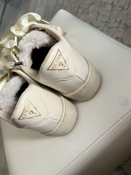 Adidasi sport Guess eleganti cu sireturi din satin