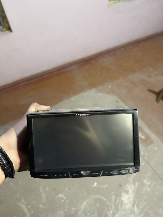 Pioneer AVH-P4450BT.