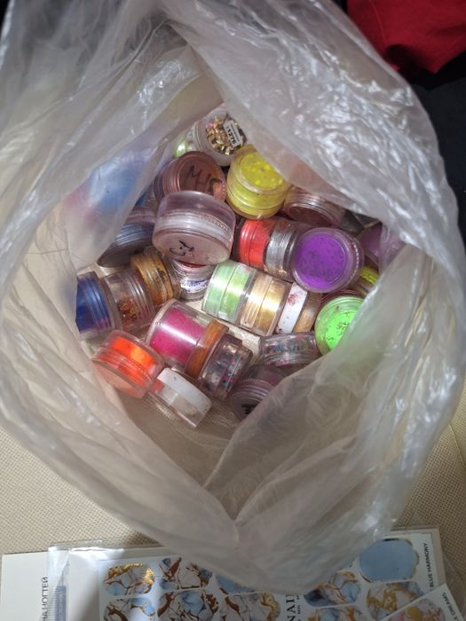 Продам все для маникюра