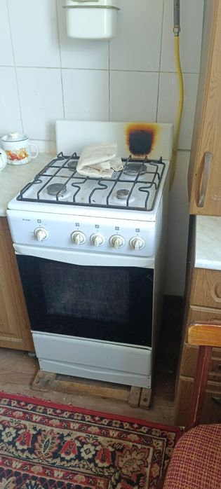 Срочно продается газовая плита. Газовка