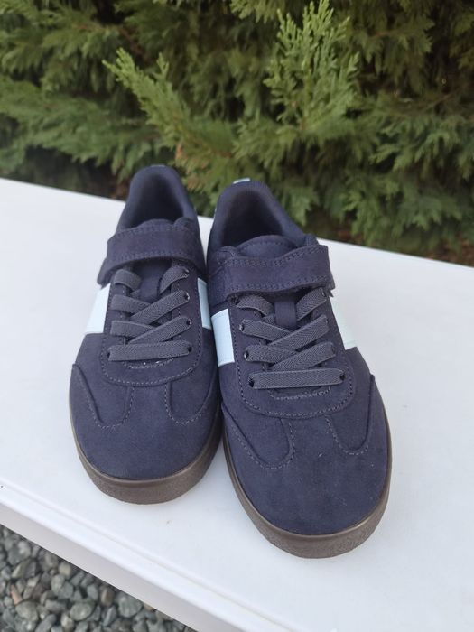 Adidași copii nr 30 *H&M*