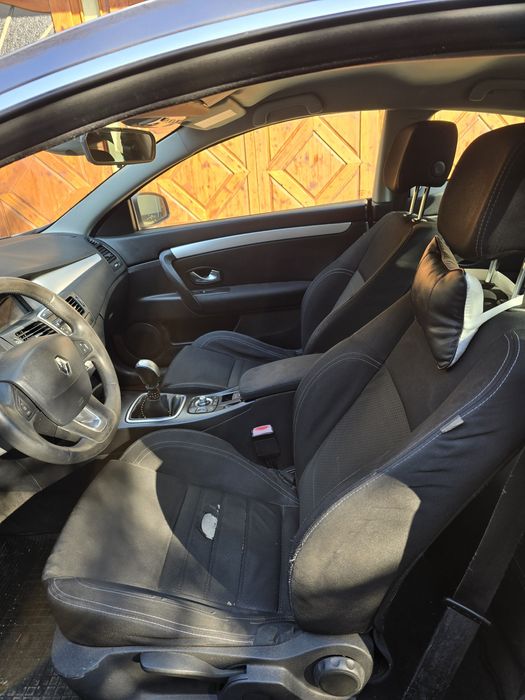 Renault Laguna Coupe 2.0dci 150cp