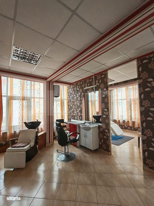Spatiu comercial pentru salon, 70 mp, zona Centrala - Campia Turzii
