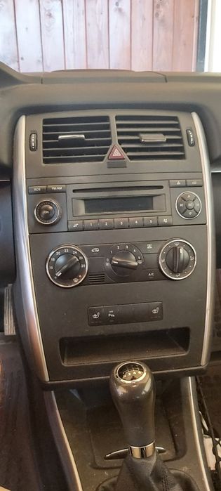 Vând Mercedes B class  CDI din 2009,motor 1900 ,diesel
