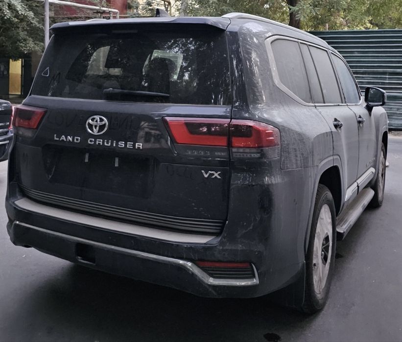 Lend crusier 300 VX 2025