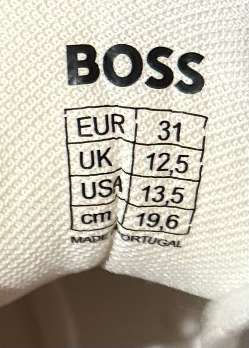 Adidași Boss, Adidas, Nike