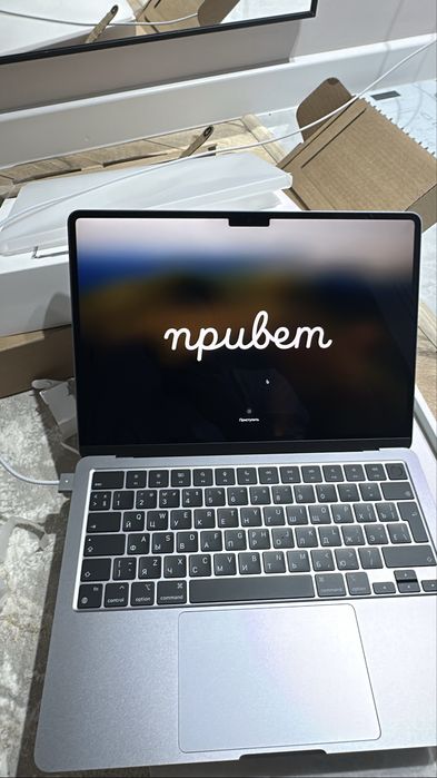 Обменяю Macbook Air M2 16/256