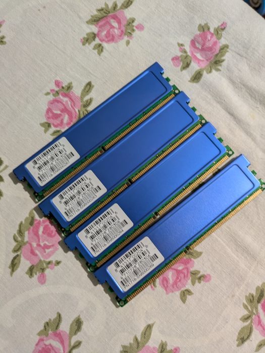 Memorii Geil 256 MB PC3200