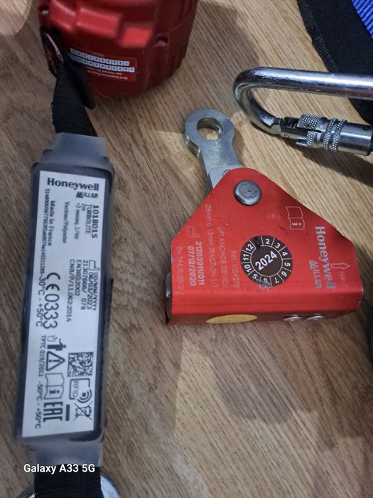 Vând echipament electrica