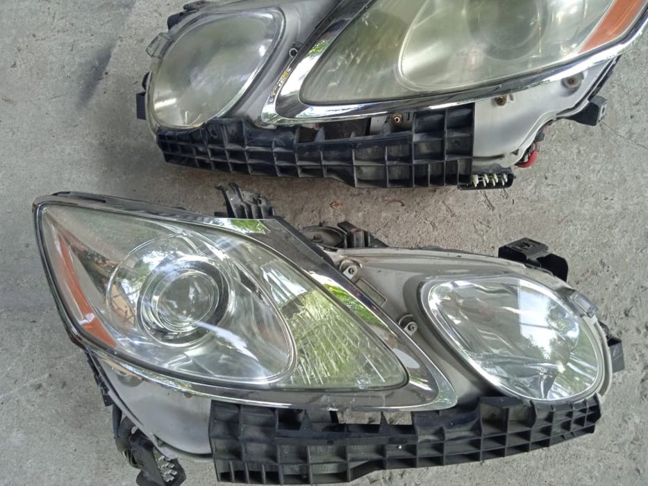 Фары на Lexus Gs 300