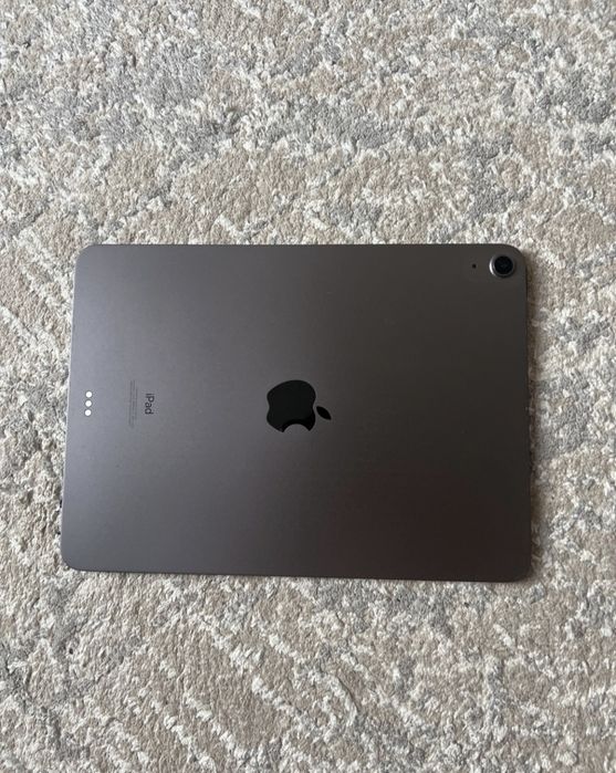 Ipad air продается