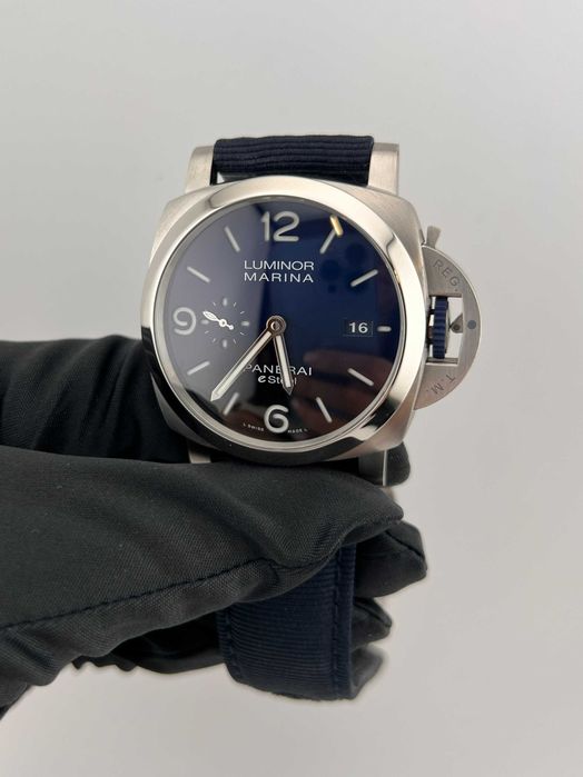 Наручные часы Panerai Luminor Marina