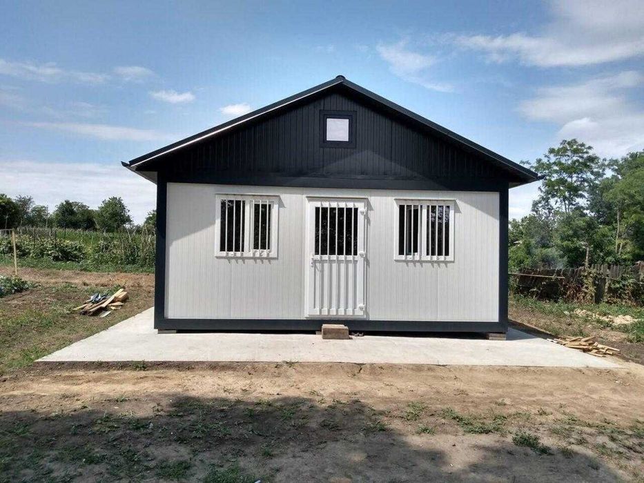 Case pe structura metalica