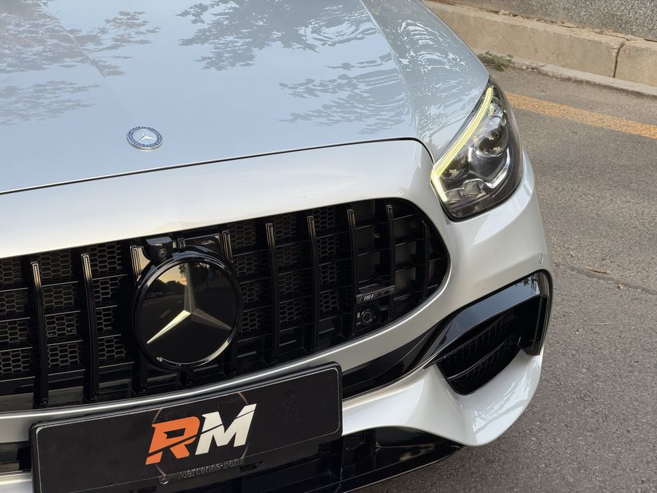 Mercedes benz W213 E400 4 matic