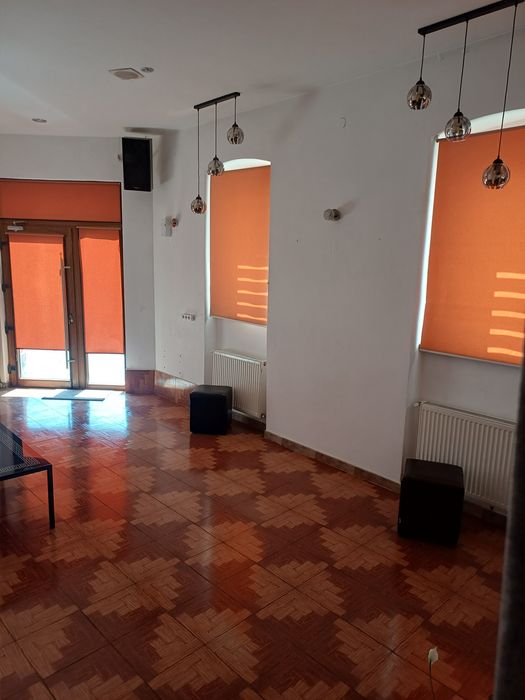 Spațiu comercial de închiriat