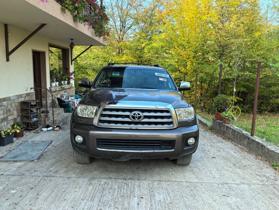 Тойота секвоя на ЧАСТИ 5.7 2010 г