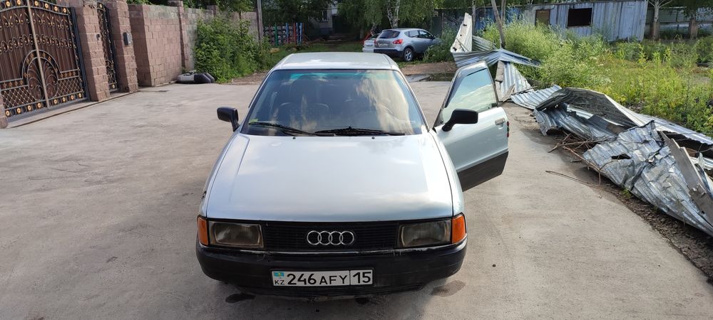 Продам Ауди 80 б3