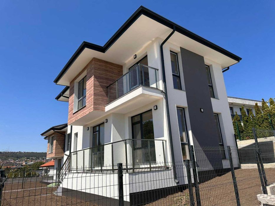 Продава се Къща в Варна, м-т Траката - 139 кв.м за 2087 €/кв.м - Снимка #3