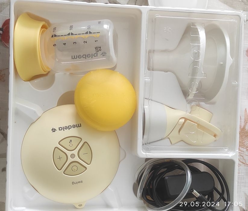 Високо качествена помпа за кърма Medela swing