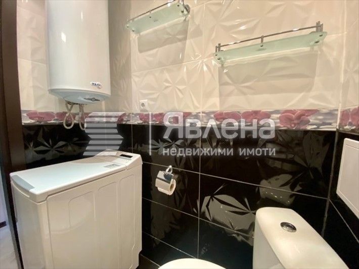 Продава се Двустаен апартамент в Приморско - 60 кв.м за 1834 €/кв.м - Снимка #8