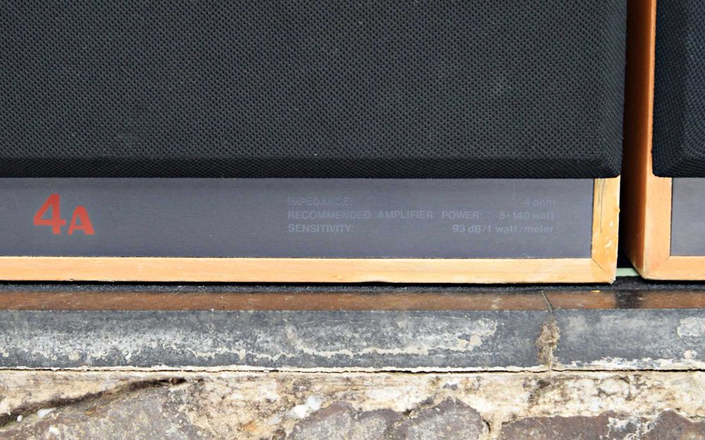 Boxe Dali 4a, boxe de podea